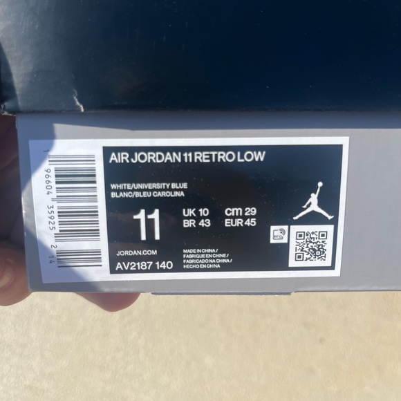 Jordan 11 Retro Low Cement Grey Size 11 Men AV2187-140 BRAND NEW - Picture 7 of 7